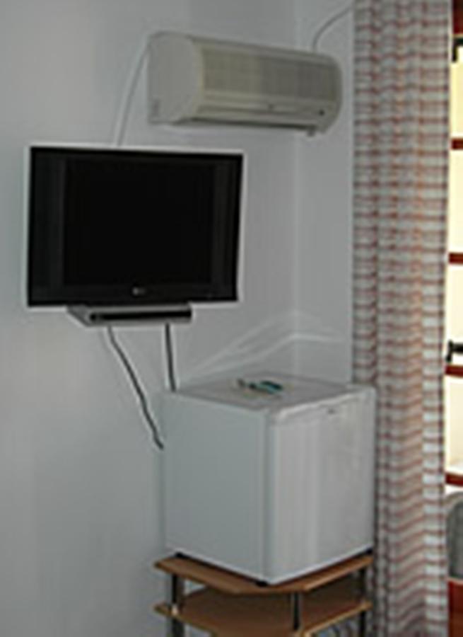 Regina Hotel Vasilátika Esterno foto